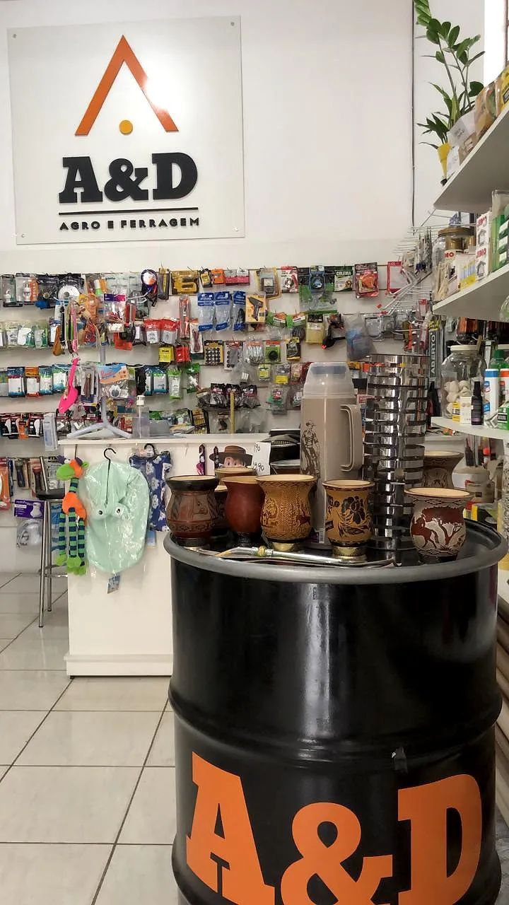 Barril com o logo A&D dentro da loja